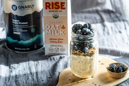 Vanilla Lavender Overnight Oats / Gnarly Nutrition & RISE Brewing Recipe